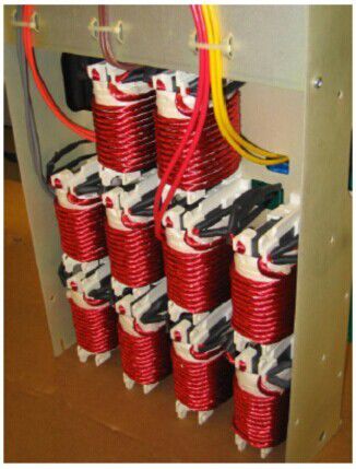 无变压器UPS在提高性能同时缩尺寸、减重量